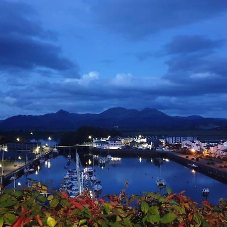 Porthmadog Harbour Town - High Street Apartment. Экстерьер фото